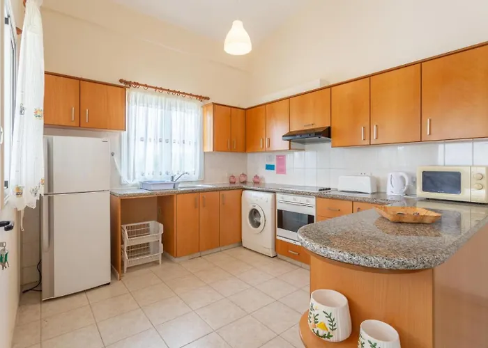 Christia Maris * ネオ・チョリオ